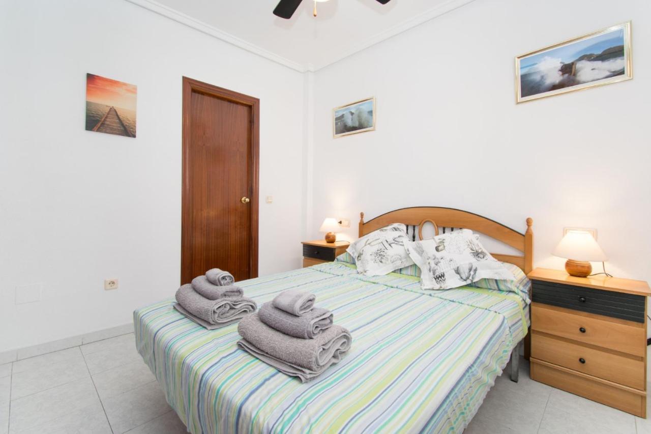 016 Happiness Apartment - Alicante Holiday 또레비에하 외부 사진