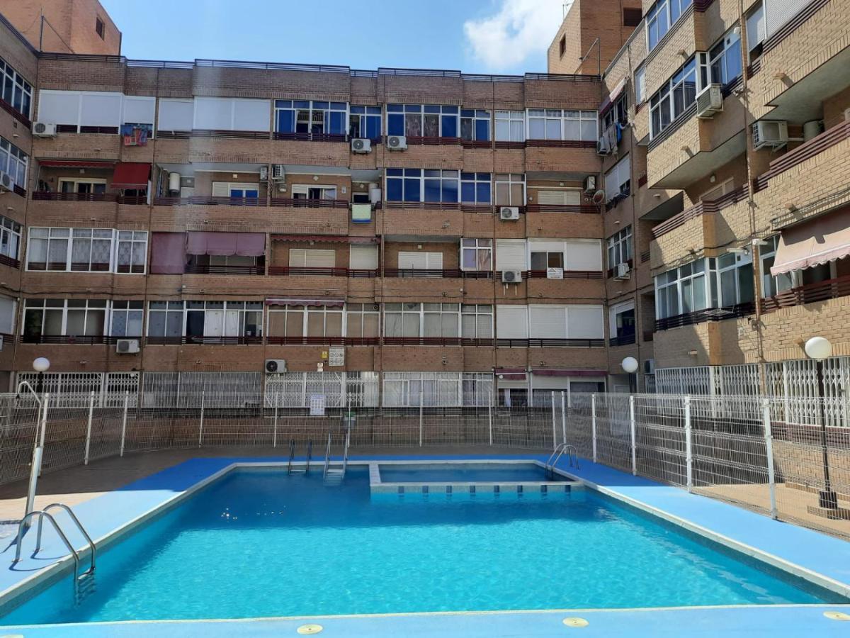 016 Happiness Apartment - Alicante Holiday 또레비에하 외부 사진