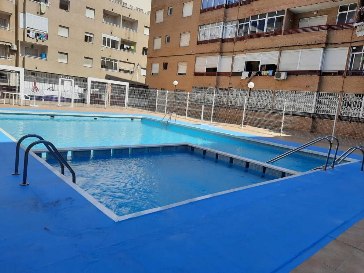 016 Happiness Apartment - Alicante Holiday 또레비에하 외부 사진