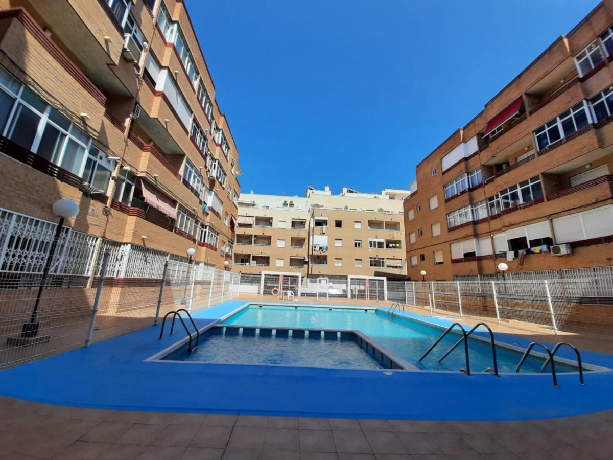 016 Happiness Apartment - Alicante Holiday 또레비에하 외부 사진
